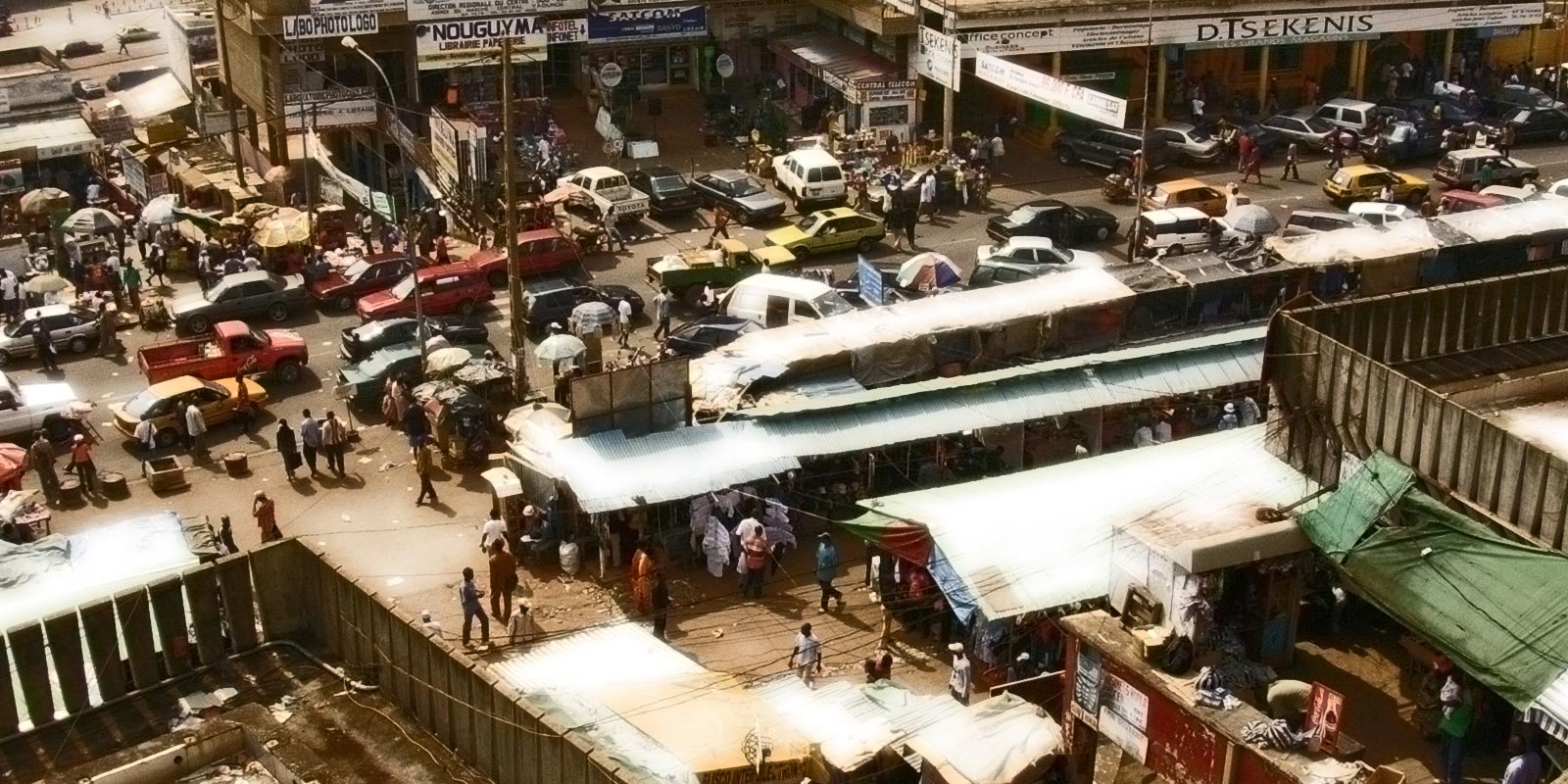 Yaounde: un mercato a cielo aperto